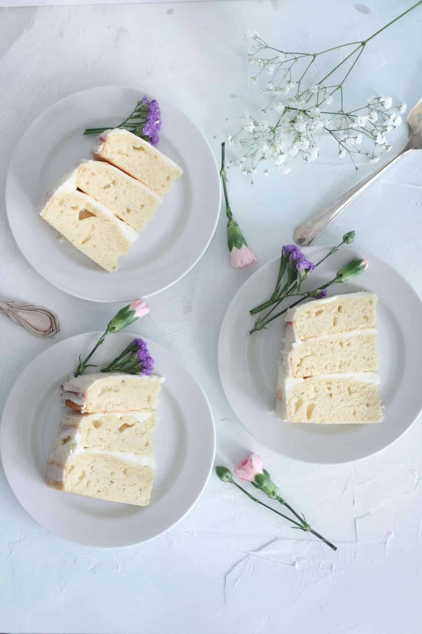 vanilla cake slices