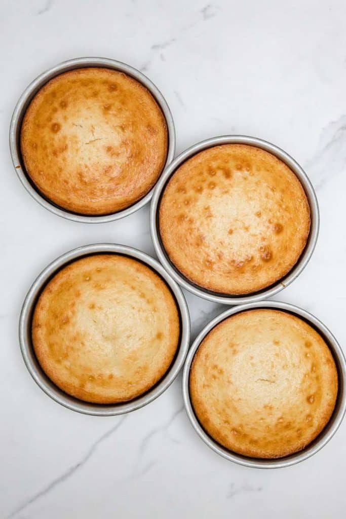 strawberry shortcake cake layers