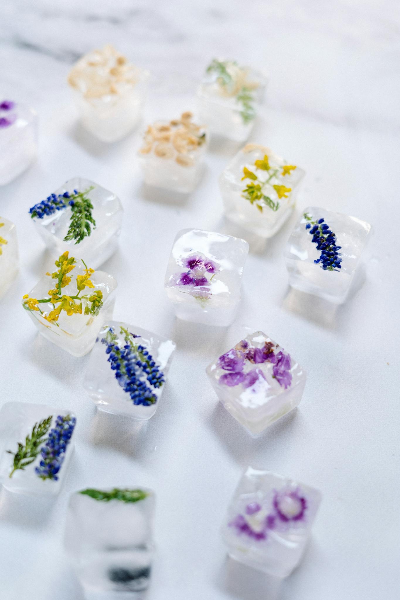 Make Rice Cubes How to Make Flavored Ice Cubes (Easy Recipes for Mocktails, Water ...